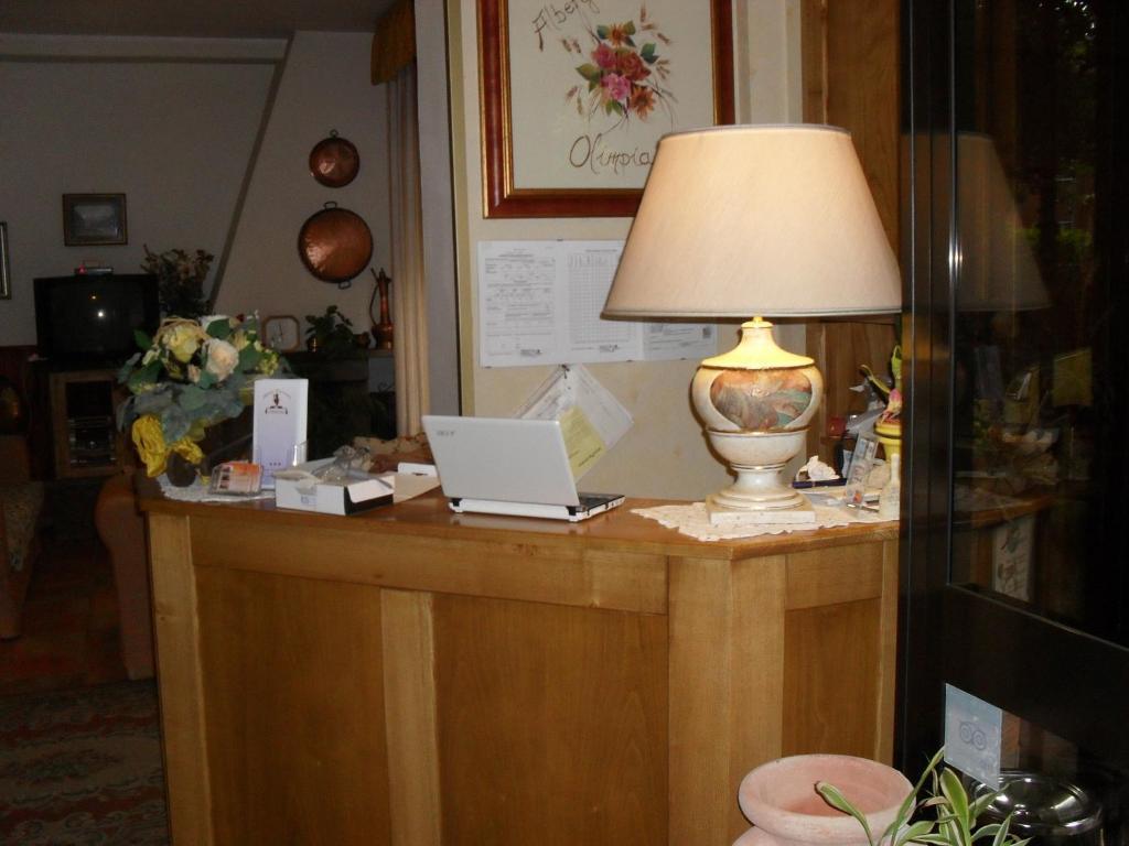 Albergo Ristorante Olimpia Abbadia San Salvator Bagian luar foto