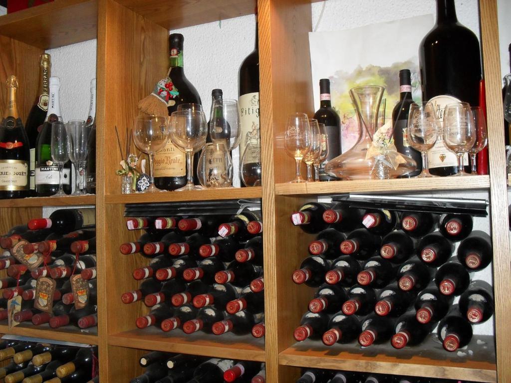 Albergo Ristorante Olimpia Abbadia San Salvator Bagian luar foto