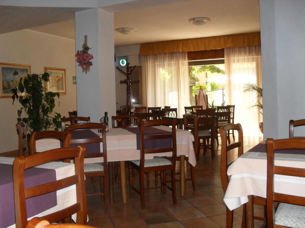 Albergo Ristorante Olimpia Abbadia San Salvator Bagian luar foto